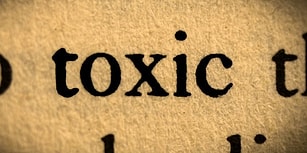 Oxford Sözlüğü 2018 Yılının Kelimesini Açıkladı: Toxic