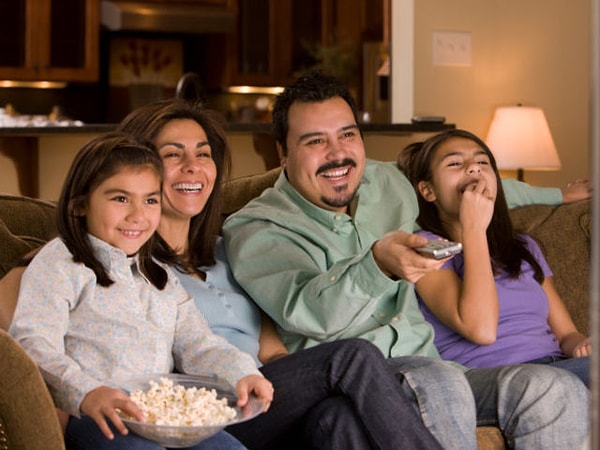 8. Выберите жанр фильма: