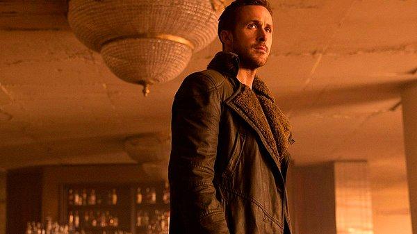 6. Blade Runner 2049: Bıçak Sırtı (2017) Blade Runner 2049