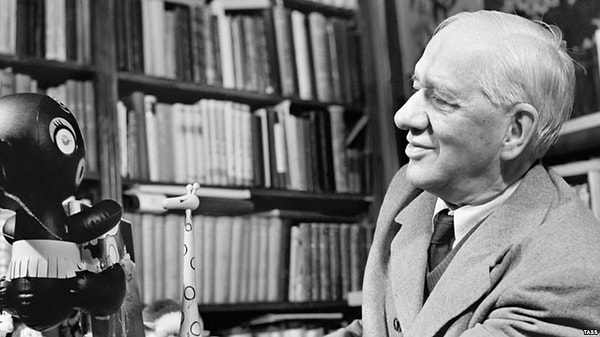 10. И последний вопрос: в какие годы жил Корней Чуковский?