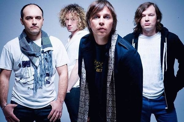 9. Какой город упоминается в одном из самых знаменитых хитов группы "Мумий Тролль"?