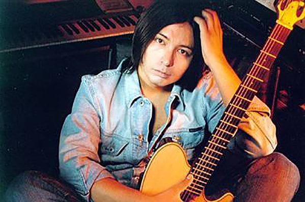 12. В какой город хотел мальчик в знаменитой песне в исполнении Мурата Насырова?