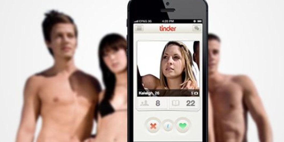 Tinder'da Çapkınlık Yapmaya Çalışırken Ablasıyla Eşleşen Dünyanın En Talihsiz Genci!