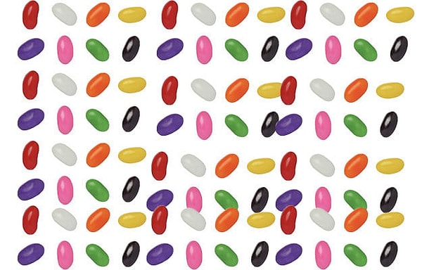 3. Сколько конфеток на фото? (считать нельзя)