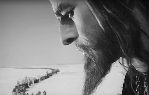 6. На кого похож царь Иван в фильме Эйзенштейна «Иван Грозный»?