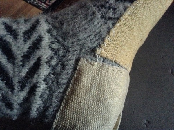 2. Как вы думаете, зачем советские женщины штопали носки?