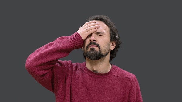 4. Бить ладонью по лбу