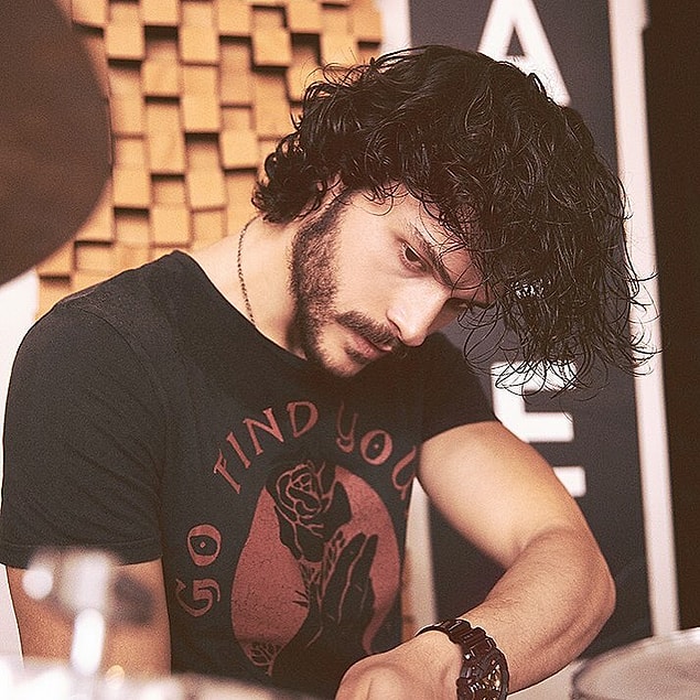 14. Alperen Duymaz'ın asi halleri hepimizi etkilemiyor değil.