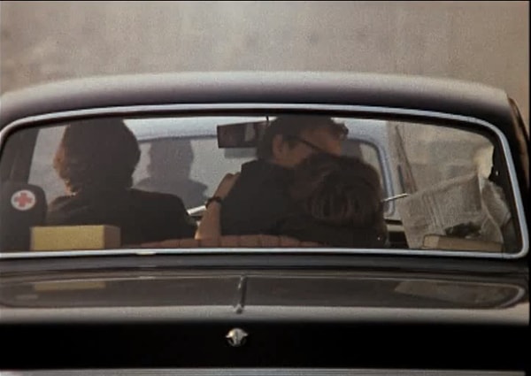 1. Какой фильм заканчивается на этом моменте?