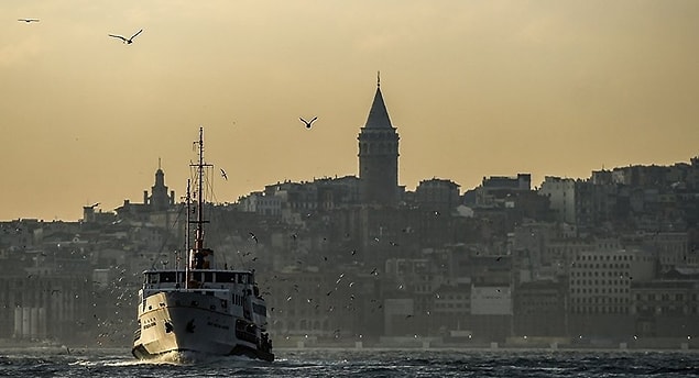 10. İstanbul'un ortalama bir muhitinde stüdyo tipi dairenin bir yıllık kirasını ödeyebilirsiniz.