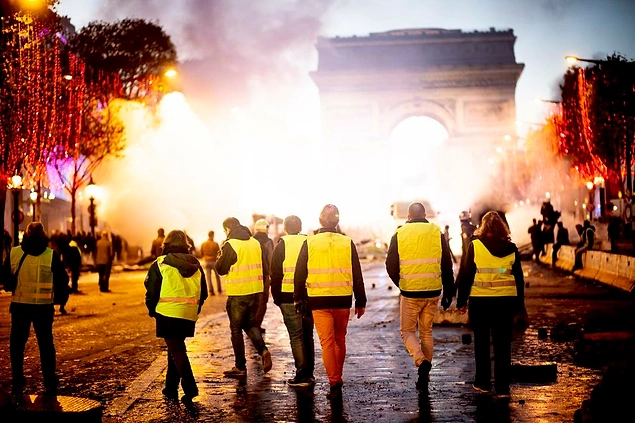 SarÄ± Yelekliler neden isyan ediyor?