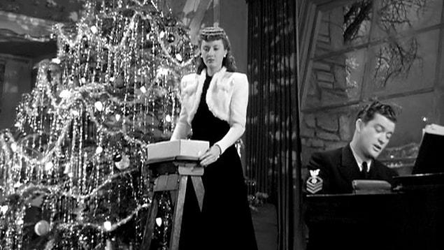 10. Christmas in Connecticut (1945)