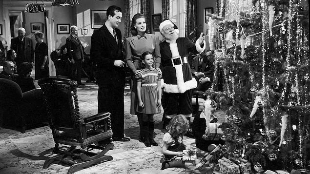 6. Miracle on 34th Street (1947)