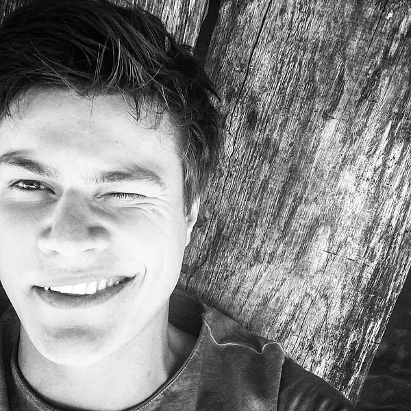 Вы выделяетесь из толпы своей честностью