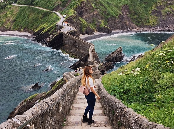 9. Сан-Хуан де Гастелугаче, Испания - Драконий Камень