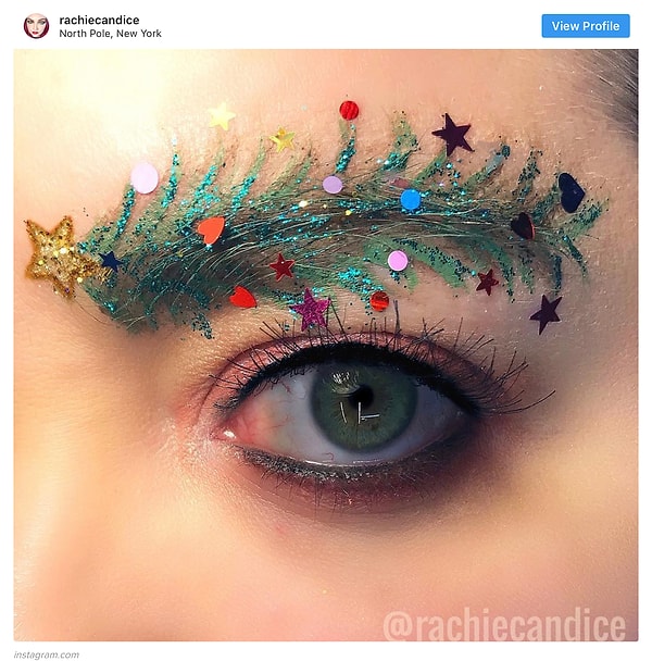 4. Мелкие детали принесут вам бонусные очки. Эх, хорошо, когда не надо на работу и можно 3 часа красить брови!