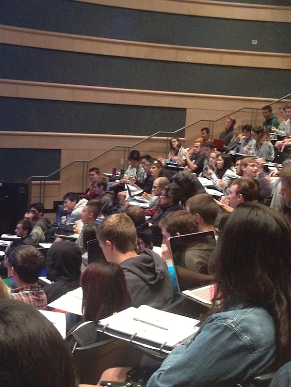 12. На такие лекции я бы тоже походила