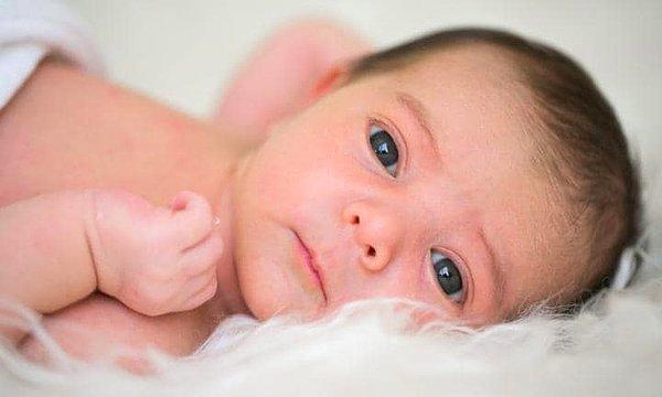 7. Bebeğimizin göz rengi ne zaman belli olur?