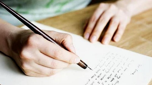 2. Какое из этих слов пишется раздельно с «В»?