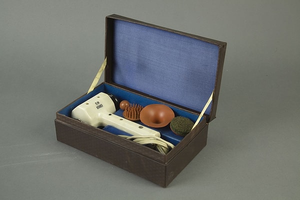 1. Ну что, начнем? Что за штуковина такая на фото?