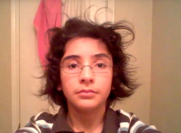 Дэвид, являющийся поклонником фотографа Ноа Калины, говорит: «Я планирую делать селфи каждый день, пока не умру. Подписывайтесь на мой канал, чтобы увидеть, как я старею!»