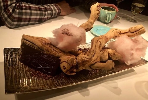 12. Сахарная вата уже давно перестала олицетворять милый и нежный образ... Только хардкор, детка!