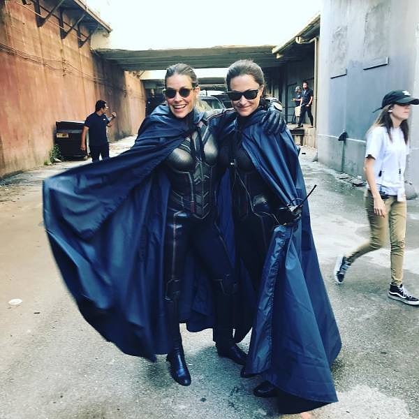 6. Эванджелин Лилли и ее замечательная дублерша, Ингрид Клейниг, подружились на съемках «Человек-муравей и Оса».