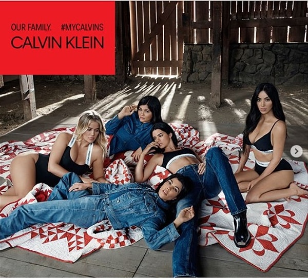 1. Утверждение о том, что Ким Кардашян использовала дублершу в одном рекламном ролике: