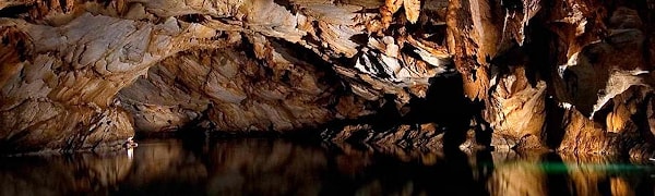 19. Не все чудеса света видны на поверхности. Как называется эта подземная река?