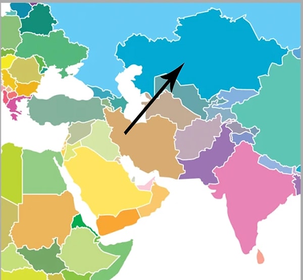 6. Назовите столицу страны, на которую направлена стрелка: