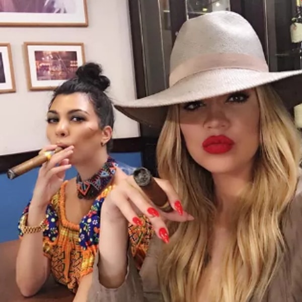 Это ее сестра 😝