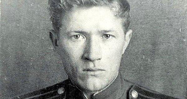 Üç yıl içerisinde Sidorenko'nun öldürdüğü kişi sayısı 500'den fazlaydı ve 'üstün başarıları' ona Sovyetler Birliği Kahramanı unvanını kazandırmıştı.
