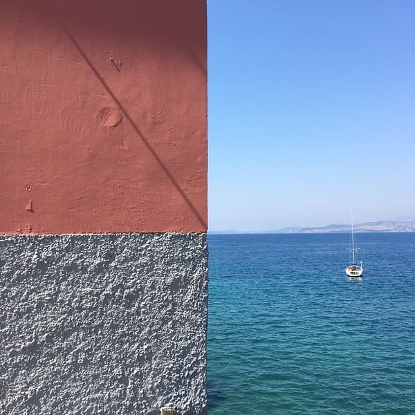 19. Это на самом деле одна фотография: