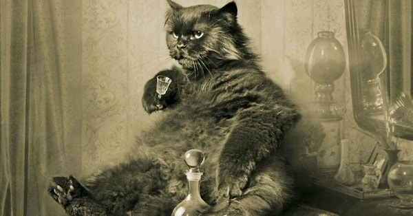 8. Кто из них появился первым на страницах романа Булгакова "Мастер и Маргарита"?