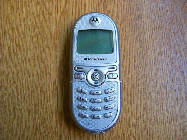 13. Motorola C200 - 60 Milyon