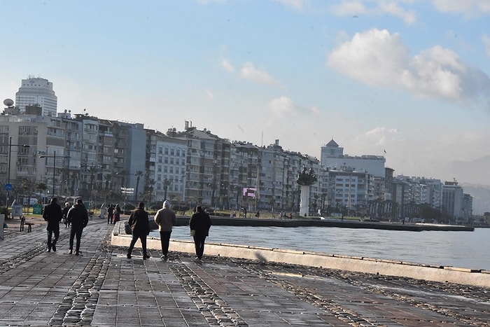 TÜİK'ten Emlak Raporu: Son 10 Ayda 8 Binin Üzerinde İranlı İzmir'den Ev Satın Aldı