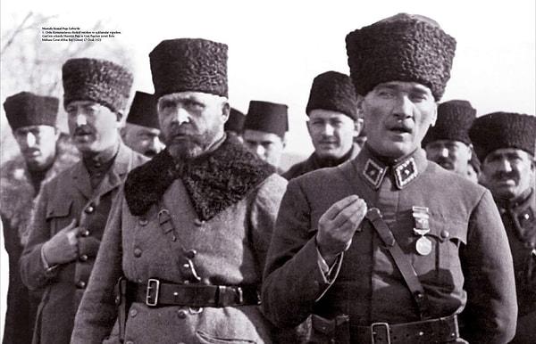 6) Pekiiii Atatürk doğduğunda hangi padişah saltanat sürüyordu?