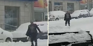 İnanılmaz Cool Bir Şekilde Yolun Ortasında Kayan Dayı