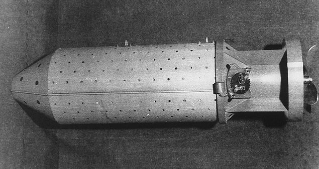 15. II. Dünya Savaşı sırasında Dr. Lytle S. Adams, Başkan Roosevelt'i "Yarasa Bombaları" yapıp Japonların üzerine salmaları gerektiğine dair ikna etmeye çalışmıştı. Adeta bir Batman filmi, değil mi?