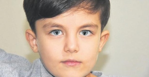 Gece Karanliginda Dahi Gorebilen Kedi Gozlu Cocuk