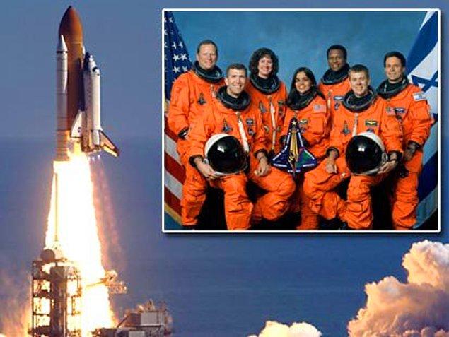 2003: Columbia Uzay Mekiği yola çıktı.