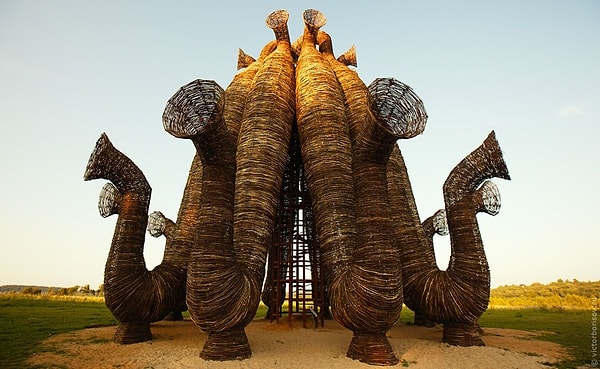 5. Деревня Никола-Ленивец, Калужская область