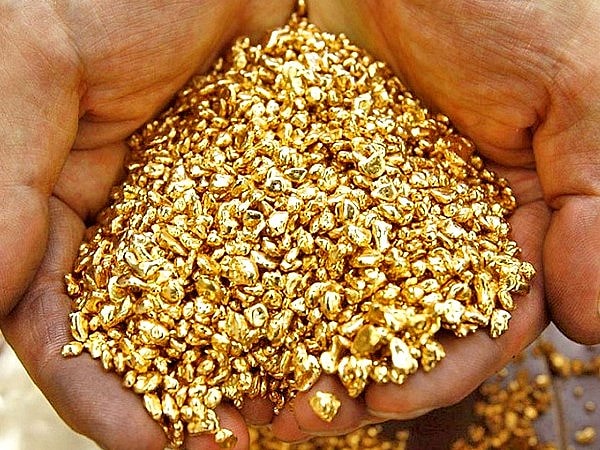 12. Какая страна является лидером по добыче золота?