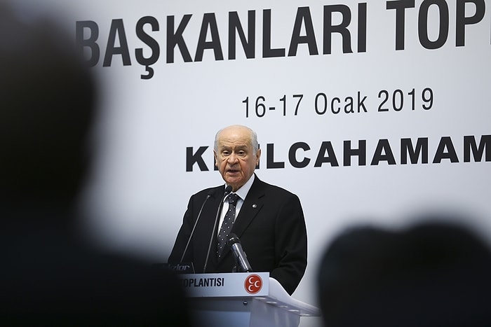 Bahçeli'den Prompter İsyanı: 'Burasını Yanlış Koymuş, Kaldırın Bunları Ya...'