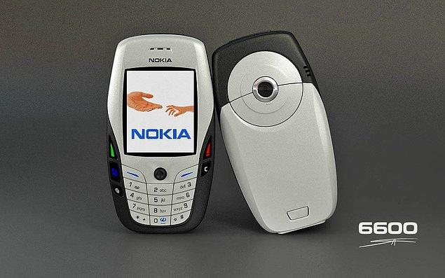 2000'li yıllarda hayallerimizi süsleyen ikonik modelleri unutmak mümkün değil. Piyasanın en 'havalı' telefonu, şüphesiz Nokia'ydı ancak şirket şimdi o günleri mumla arıyor.
