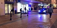 Beatbox Yapan Sokak Müzisyenlerine Sireniyle Eşlik Eden Polis Arabası