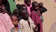 Hayatlarında İlk Defa Pamuk Şekeri Yiyen Afrikalı Çocukların Korkuyla Karışık Yaşadıkları Mutluluk Anları!