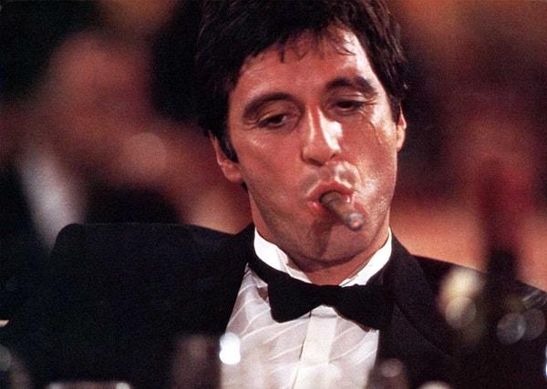 2. Şatafata gerek duymayan doğal bir karizmaya sahipler. Al Pacino en iyi örneği değil mi bunun?