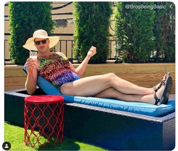 11. Загорает