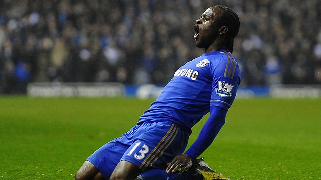 Üç sezondur kesintisiz olarak Chelsea'de top koşturan Moses, 2016-17 sezonunda 34 lig maçında 3 gol, 3 asist; 2017-18 sezonunda ise 28 maçta 3 gol, 3 asistlik performans sergiledi.
